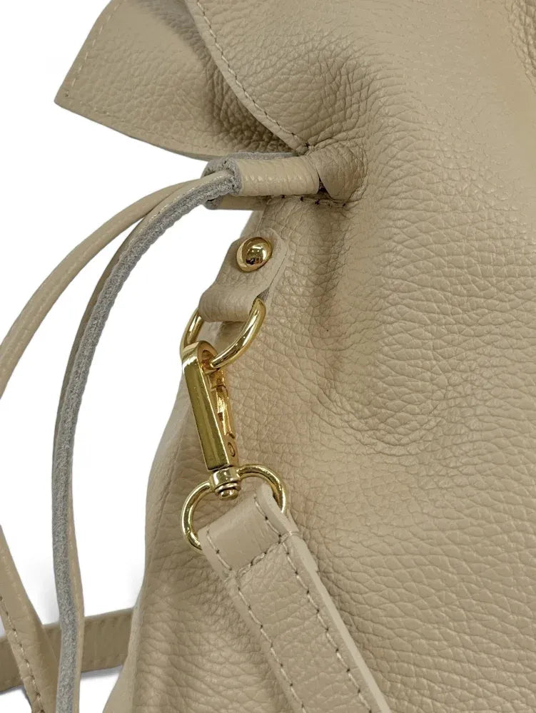 Sac bourse en cuir grainé ou irisé DOONA Taupe clair