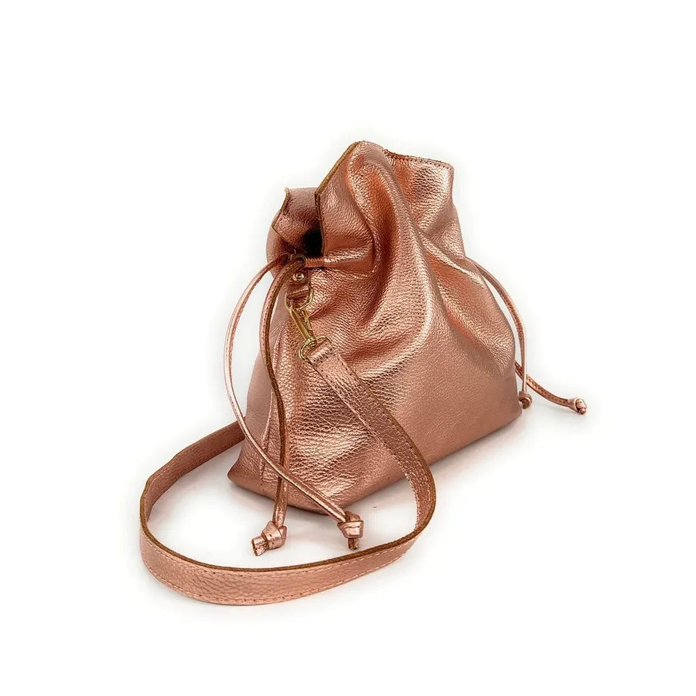Sac bourse en cuir grainé ou irisé DOONA Rose gold