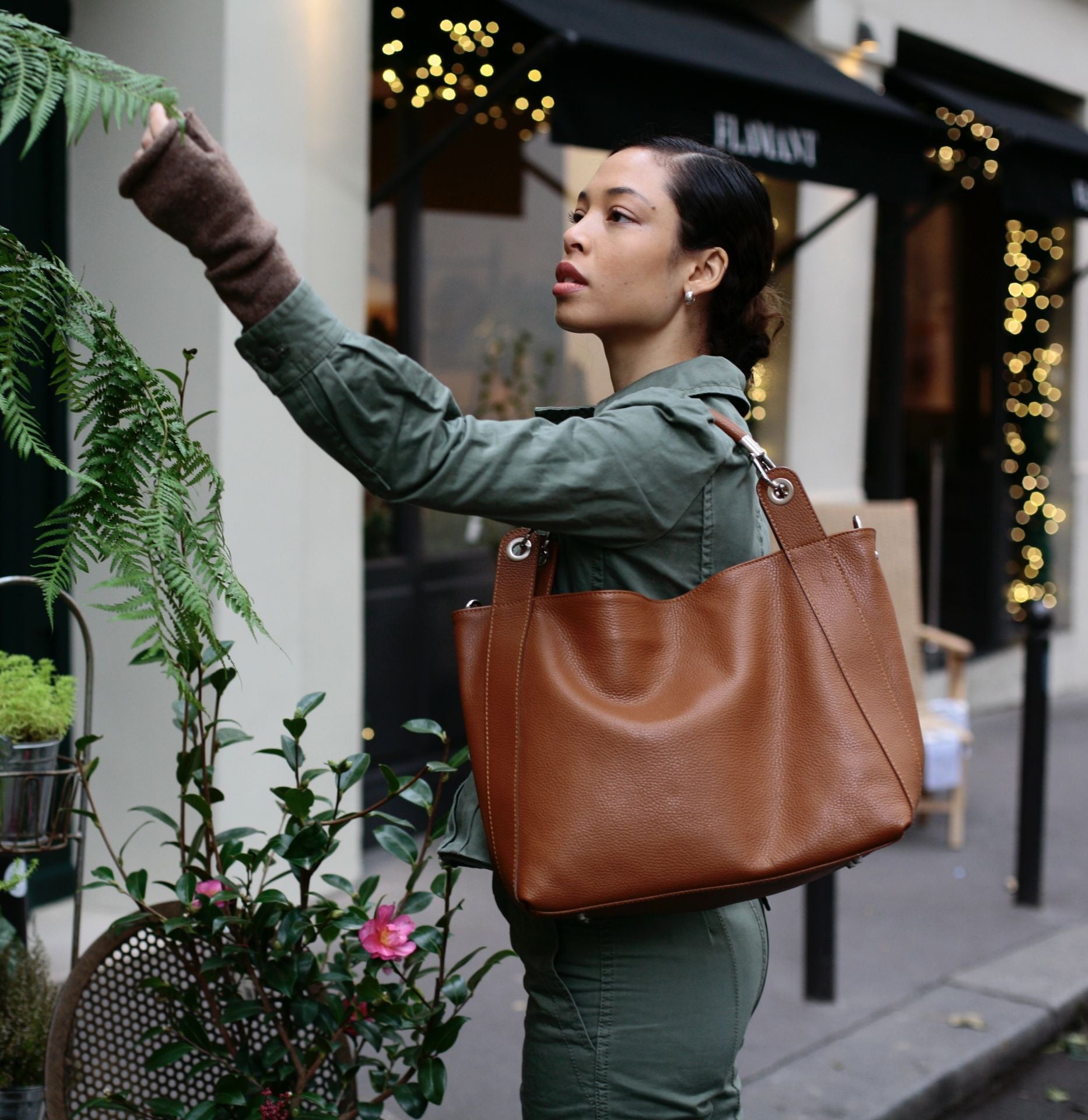 Sac cabas en cuir grainé PARIS Cognac foncé