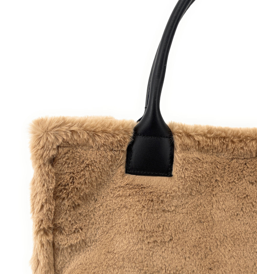 Sac cabas en fausse fourrure et cuir PILLOW Camel clair