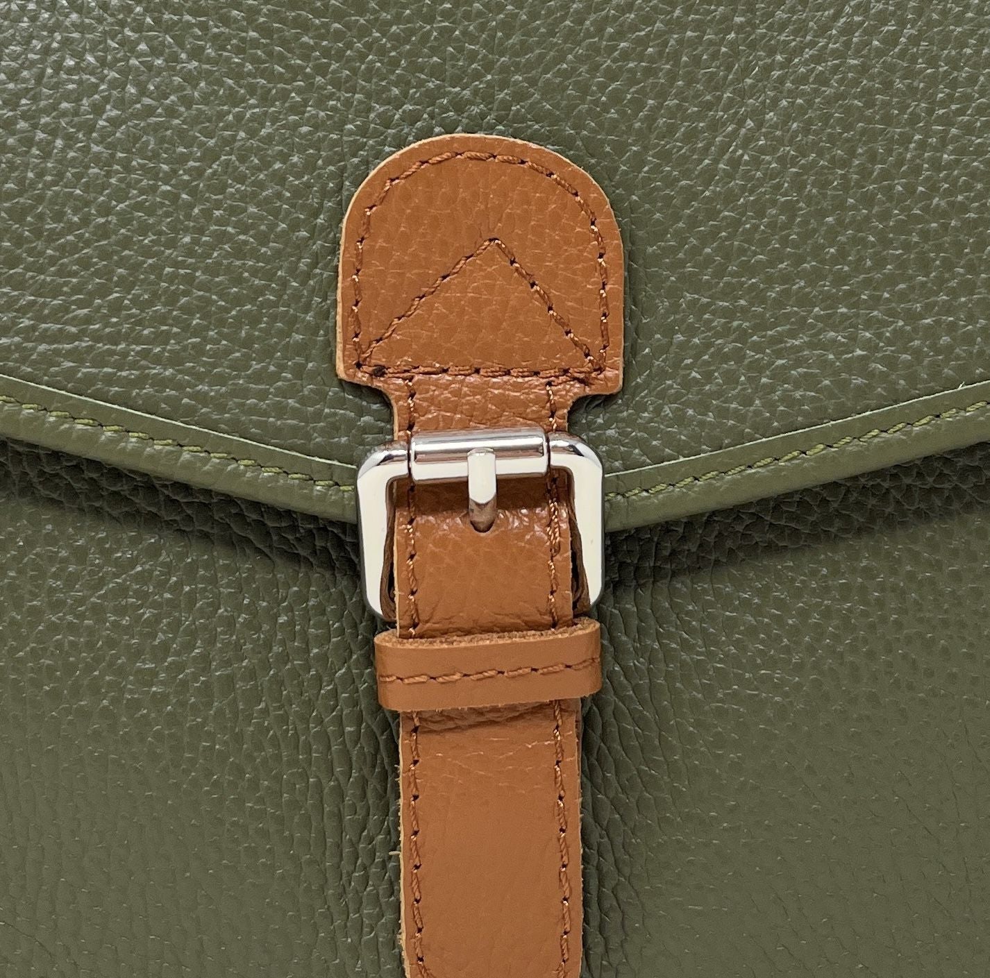 Sac cartable en cuir grainé CALVI Kaki