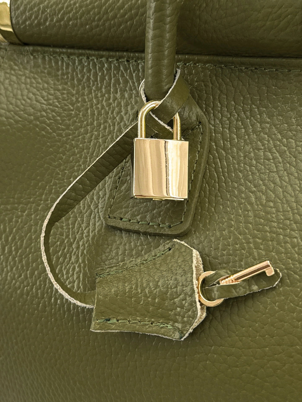 Borsa bowling in pelle martellata TROCADERO Verde kaki