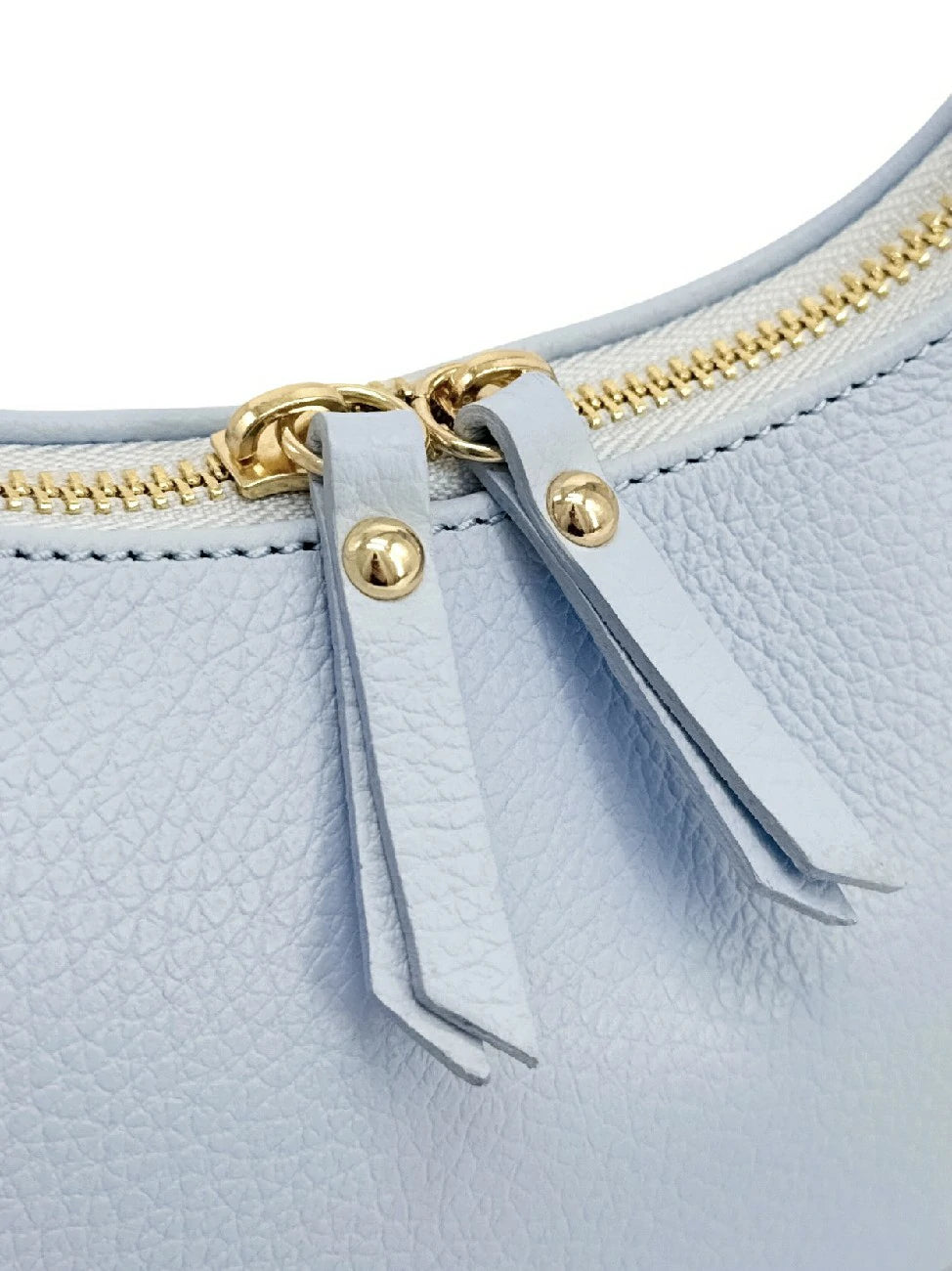 Halbmond-Tasche aus genarbtem Leder SILOE Pastellblau