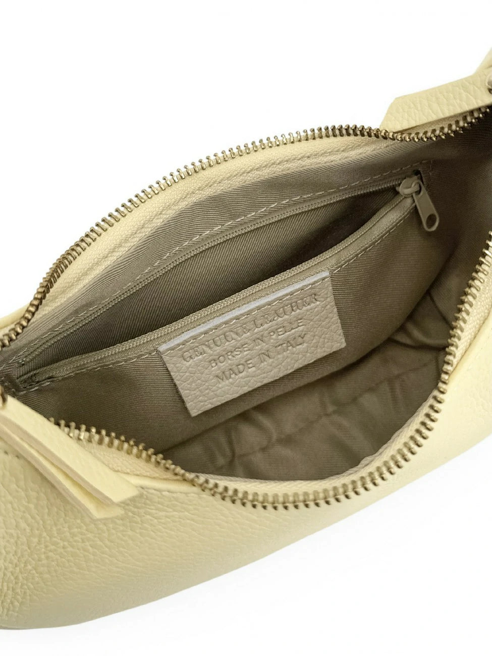 Halbmondtasche aus genarbtem Leder SILOE Softgelb