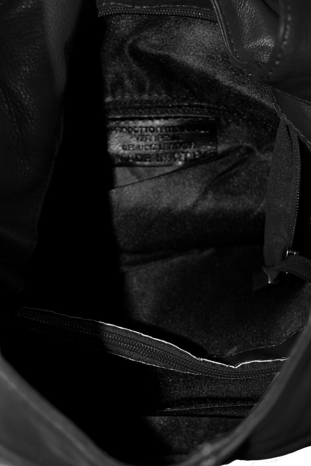 Sac HOBO en cuir lisse NEW AGE Noir