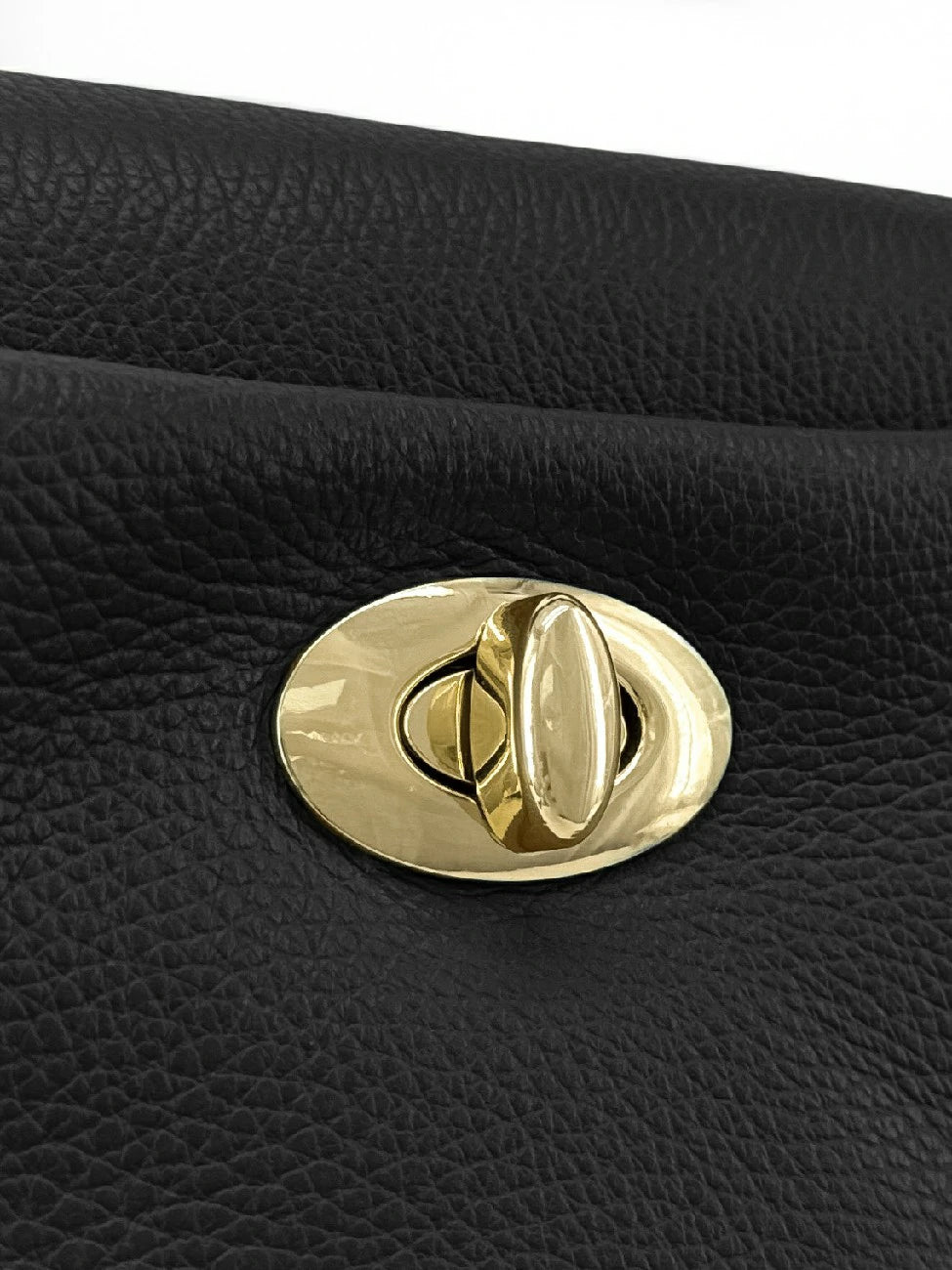 Handtasche aus genarbtem Leder CHELSEA Schwarz