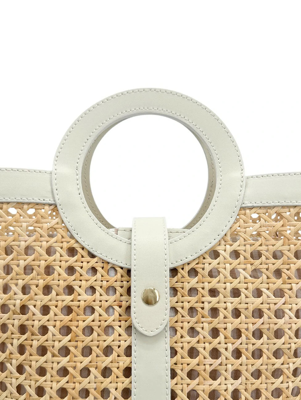 Shopper aus Glattleder und Rattan ODINE Cremebeige