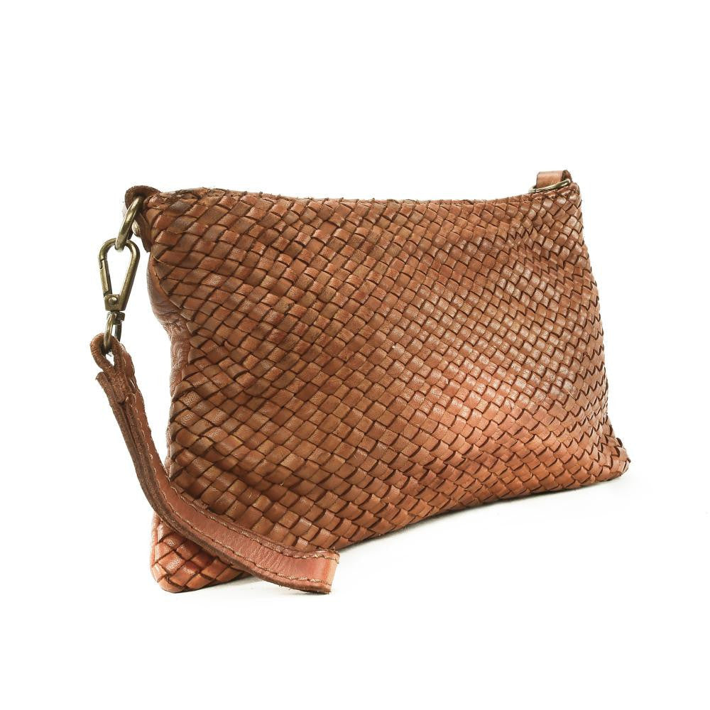 Sac pochette à bandoulière en cuir tressé MISS JOE Cognac