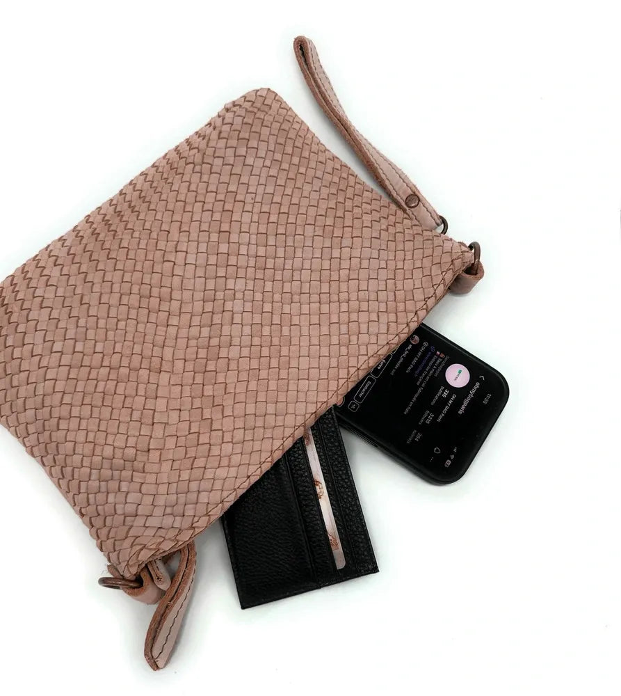 Sac pochette à bandoulière en cuir tressé MISS JOE Rose nude