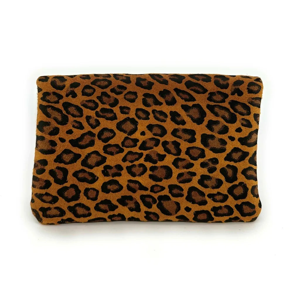 Sac pochette en croûte de cuir à motif MAELIA JUNGLE Léopard camel