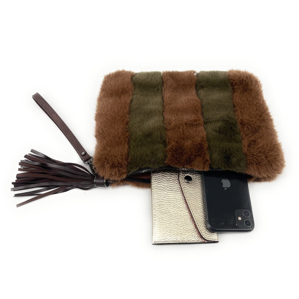 Sac pochette en fausse fourrure FURBY Châtaigne