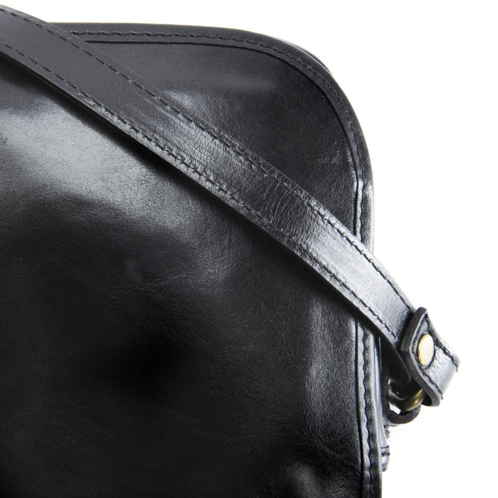 Sac bandoulière en cuir lisse MARIE STUART Noir