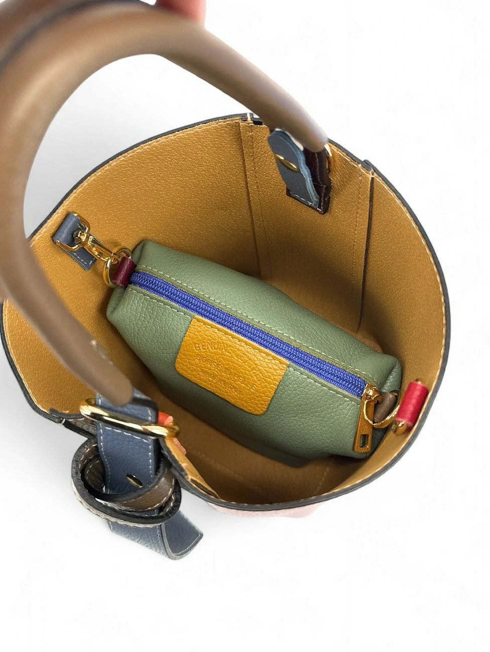 Beuteltasche und Täschchen aus genarbtem Leder ONLY BIRDIE Mehrfarbig 4