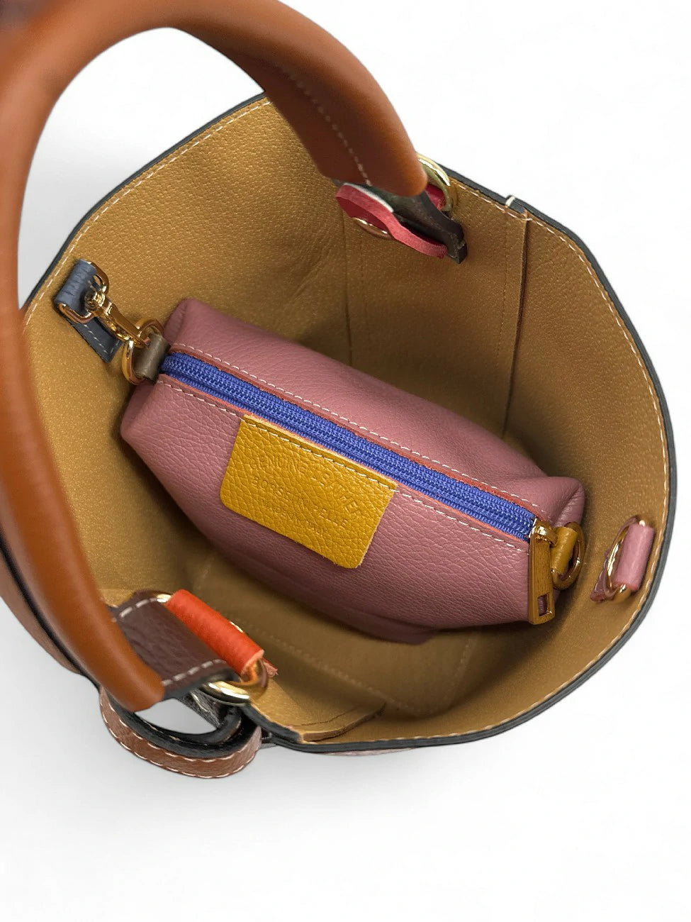 Beuteltasche und Täschchen aus genarbtem Leder ONLY BIRDIE Mehrfarbig 6