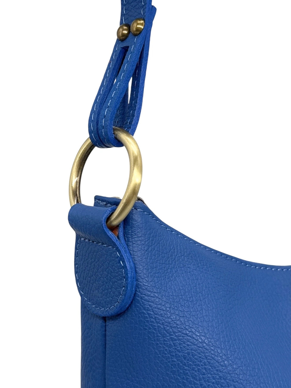Beuteltasche mit Schulterriemen aus genarbtem Leder BEAUBOURG Königsblau