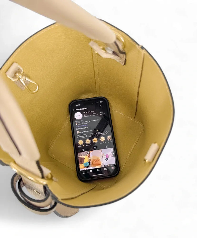 Sac seau et pochette en cuir grainé BIRDIE Taupe clair