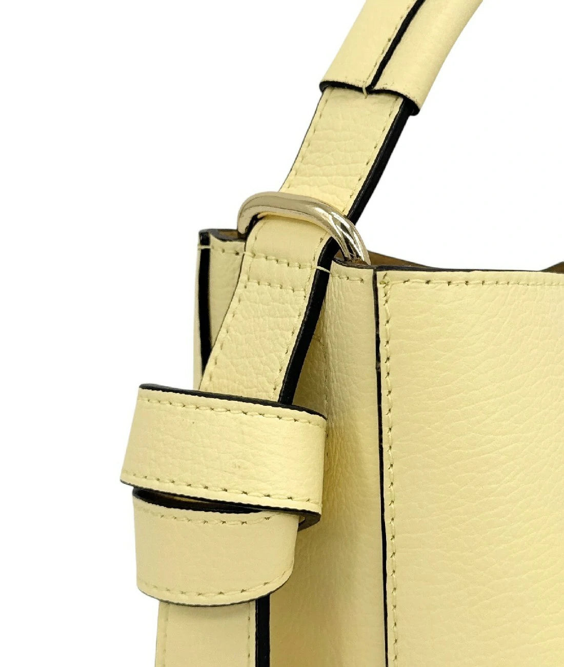 Beuteltasche und Clutch aus genarbtem Leder BIRDIE Softgelb