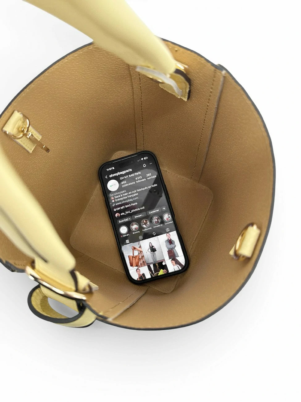 Beuteltasche und Clutch aus genarbtem Leder BIRDIE Softgelb