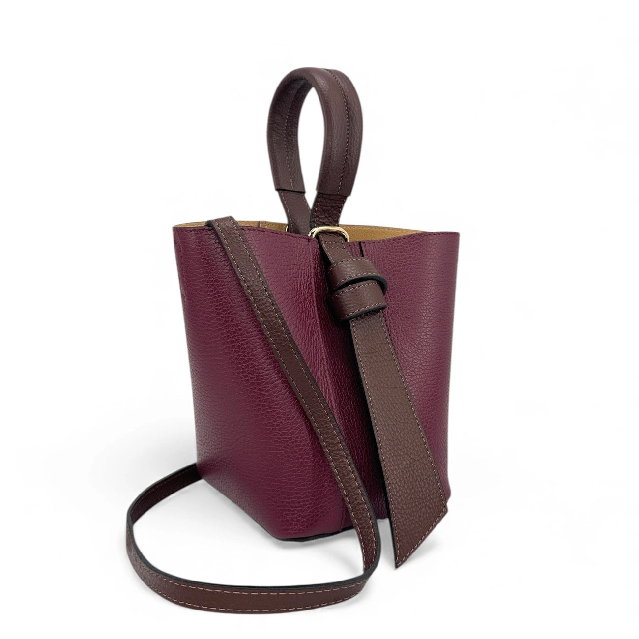 Grained leather bucket bag and pocket BIRDIE Purple