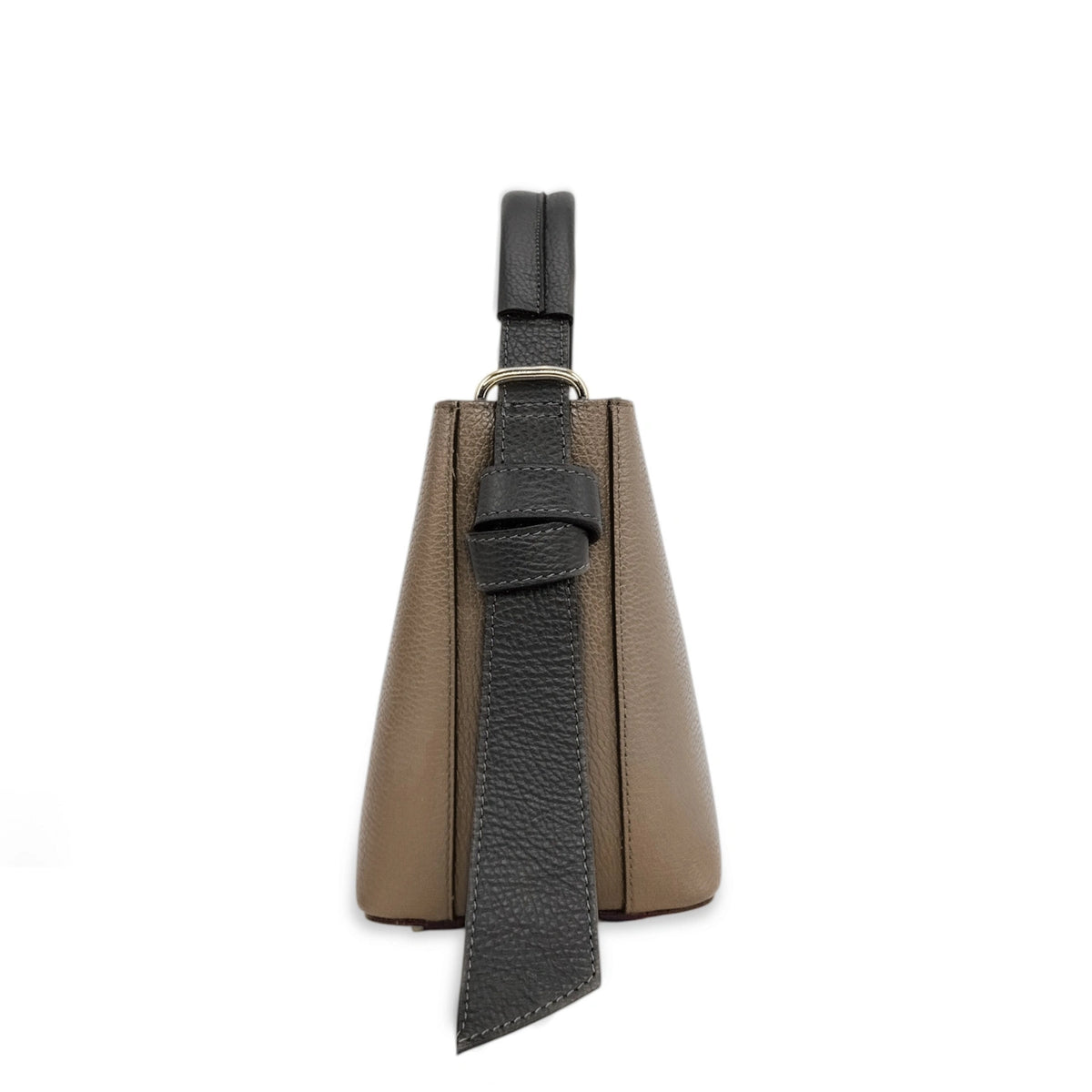 Beuteltasche und Clutch aus genarbtem Leder BIRDIE Schwarz und Dunkeltaupe