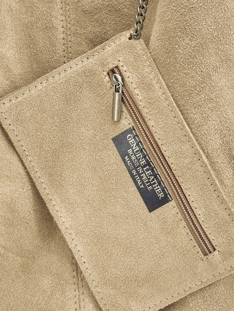Handtasche in HOBO-Form aus Wildleder EVA Helltaupe