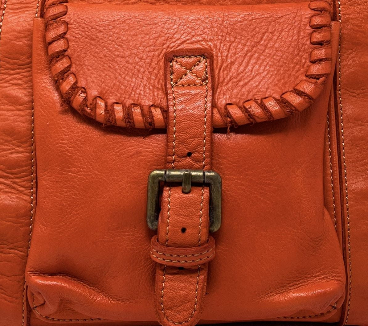 Sac trapèze en cuir vintage MISS CARYATIS Mandarine