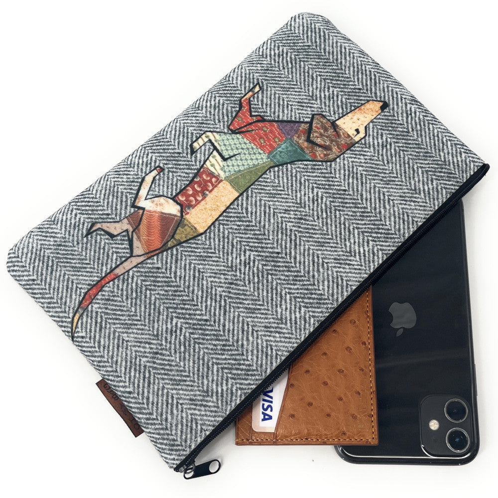 Trousse en feutrine écologique imprimée JOKER Gris clair